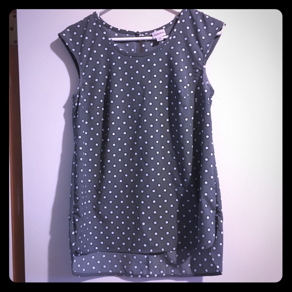 Pretty gray Merona shell top